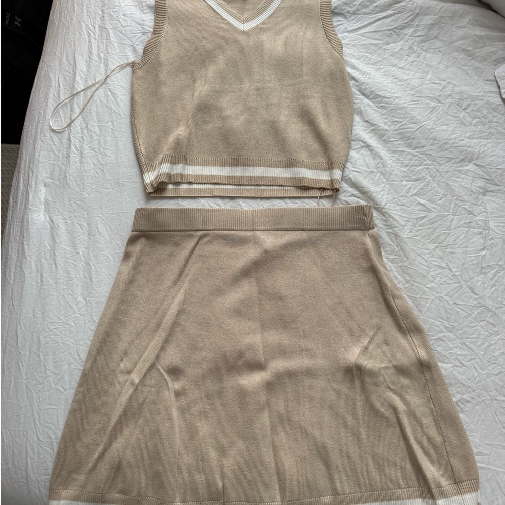 Sincerely Jules Tan Knit V-Neck Top